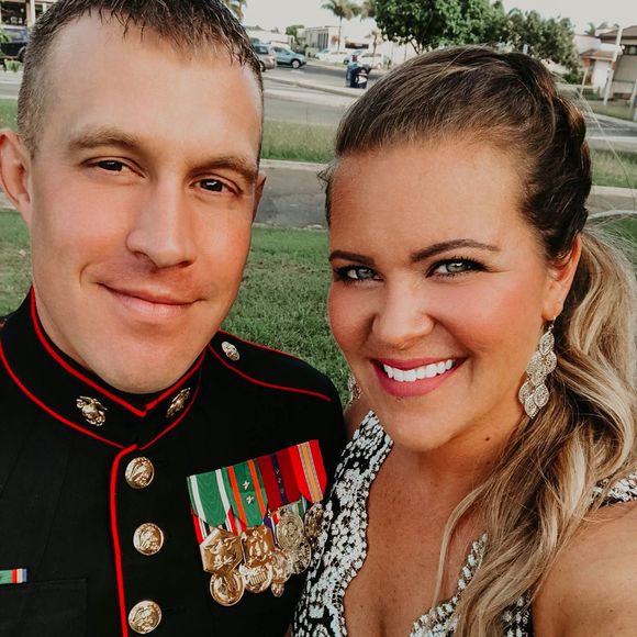 Meet your Posher, Lisa - Picture 1 of 3